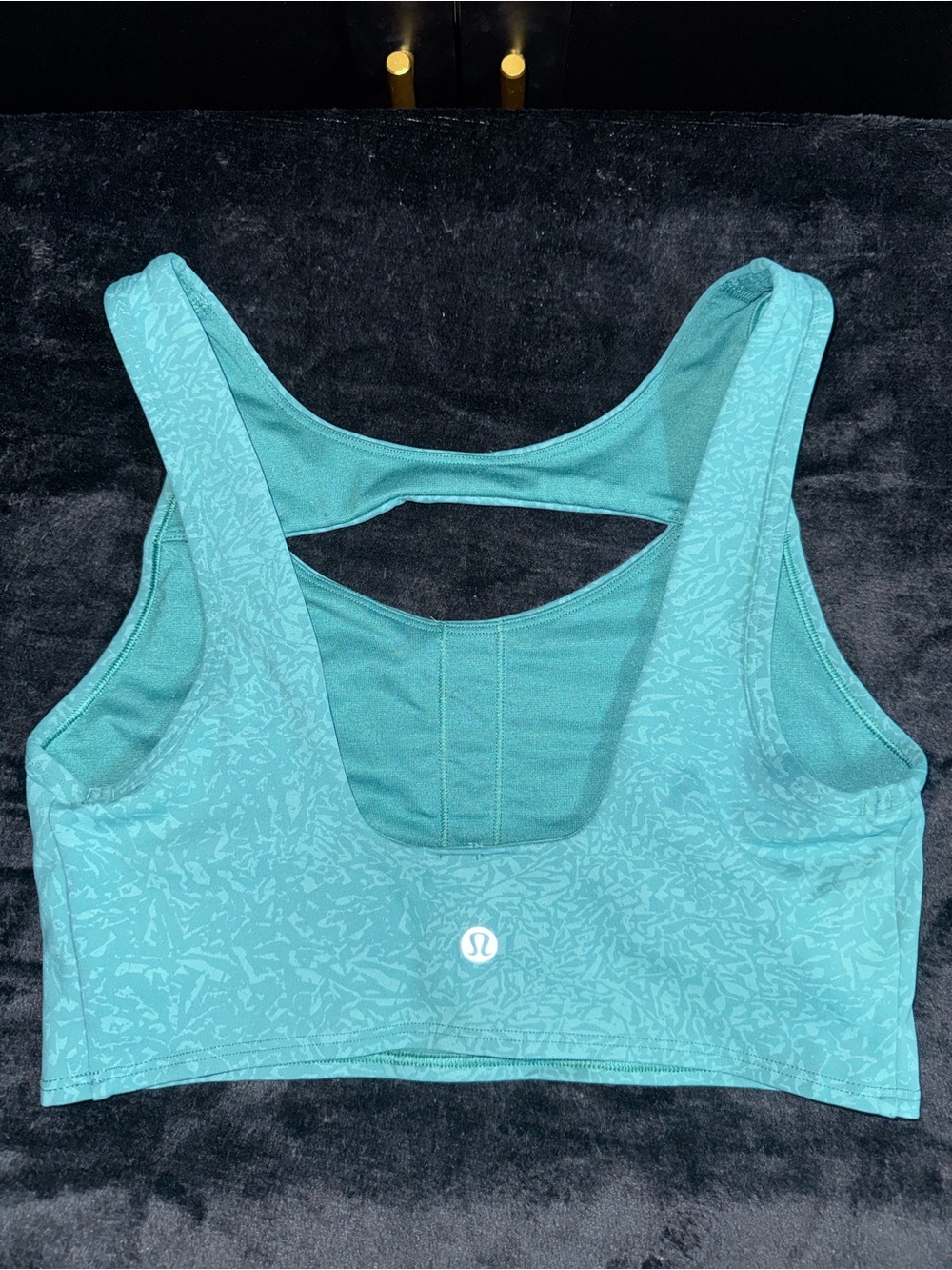 lululemon athletica Aqua Cutout Athletic Crop Tank - Picture 2 of 3